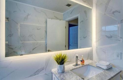 Miami Shores Villa | Luxury Miami Casa Bonita with Tropical Pool Oasis