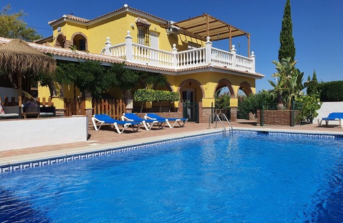 Comares Villa | Luxury Modern Spanish villa. Large 10x5M pool/BAR/XXL BBQ kitchen. Great deals!