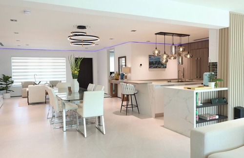 Pompano Isles House | Luxury Modern Waterfront 4/4 House in Pompano Beach