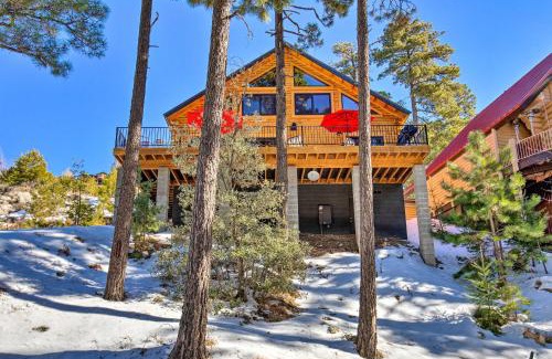 Summerhaven House | Luxury Mountain Cabin with Furnished Deck and Views!