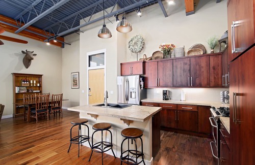 Eagle Condo | Luxury Mountain Loft in the heart of Eagle Ranch