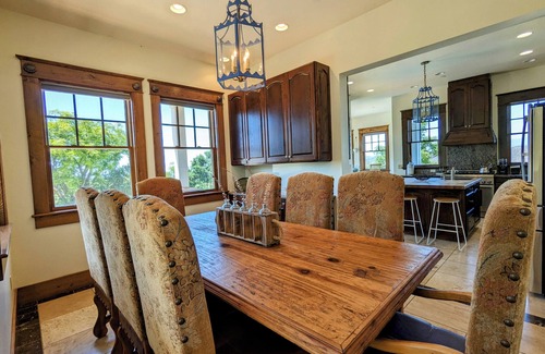 Ramona House | Luxury Nature Estate w/3 Homes, Salt Pool, Jacuzzi. Retreats, Intimate Weddings