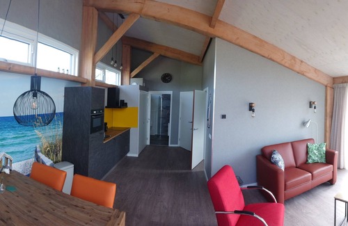 Callantsoog House | Luxury new detached house near the beach with a large garden and terrace.