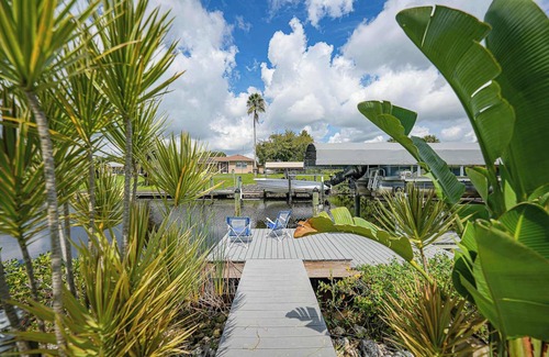 Port Charlotte House | Luxury NW Port Charlotte Retreat, pool/spa, canal