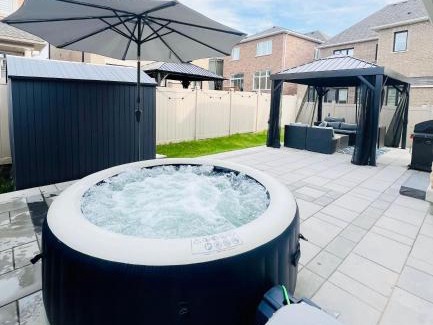 Oakville House | Luxury Oakville Home, Hot Tub, Fireplace, New Home