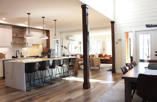Charlotte's Shore House | Luxury Ocean Beach House - Amazing Views, Private Beach, Great Fishing!