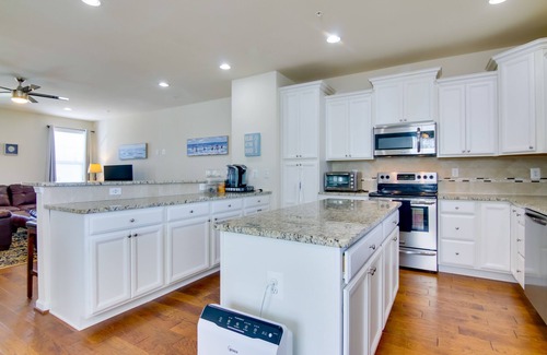 West Ocean City House | Luxury Ocean City Retreat w/Beautiful Bay Views