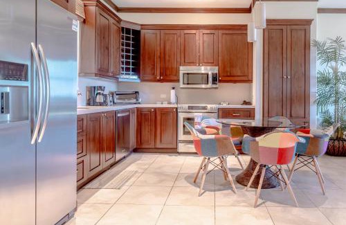 Jaco Apartment | Luxury, ocean view, 3-bedroom condo @ Los Sueños