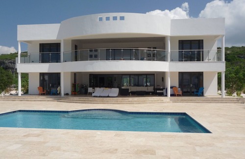 St. Marie Villa | Luxury Oceanfront Villa with Private Beach and Home Cinema
