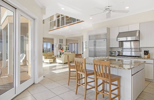 West Hampton Dunes House | LUXURY OCEANFRONT HOUSE W/POOL & HOT TUB FACING THE OCEAN, SUMMER LAST MIN DEAL!
