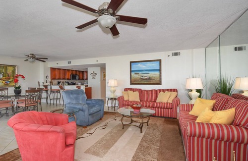 Bethune Beach Condo | Luxury Oceanfront Condo with Breathtaking Views! Pool & WiFi ~ CH516