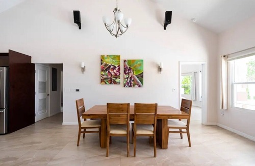 Stake Bay House | Luxury Oceanfront Villa, 2 Primary Suites + 3rd bdrm, Pool