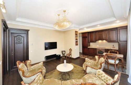 Old Town Apartment | Luxury Old Town Apartment