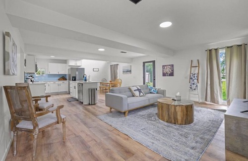 Millersport House | Luxury on Lakeside: Beautiful monthly rental near the lake