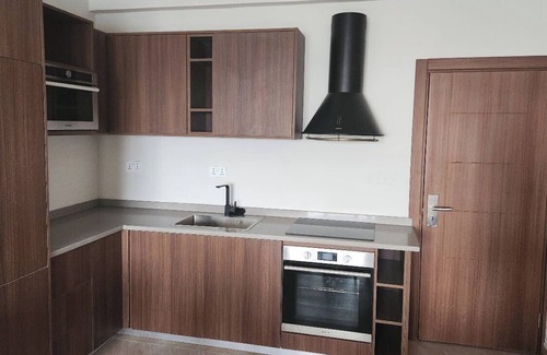 Accra Apartment | Luxury one bedroom Apt with sea facing balcony.