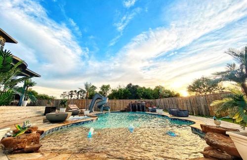 Alvin Villa | Luxury Palace/Vacation Home
