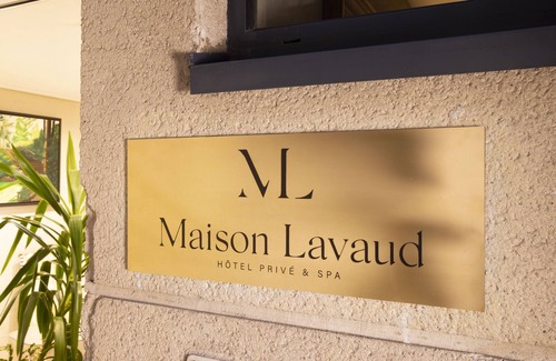Quartier du Petit-Montrouge Apartment | Luxury Penthouse, 7 guests, A/C, serviced, Art, Spa