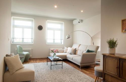Vinohrady Apartment | Luxury Penthouse Apartment