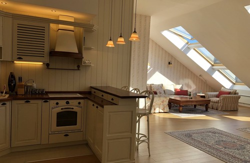 Shiligarnika Apartment | Luxury Penthouse in elegant 4*hotel with lavish SPA & swimming pool-2en-suite BR