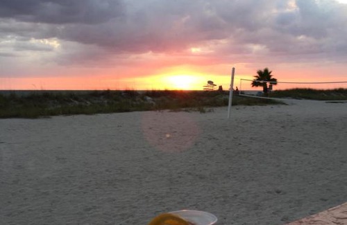 Treasure Island Apartment | Luxury Penthouse Suite at the Island Inn Beach Resort