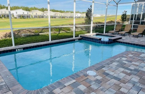 Historic Downtown Kissimmee House | Luxury Pet Friendly Homes