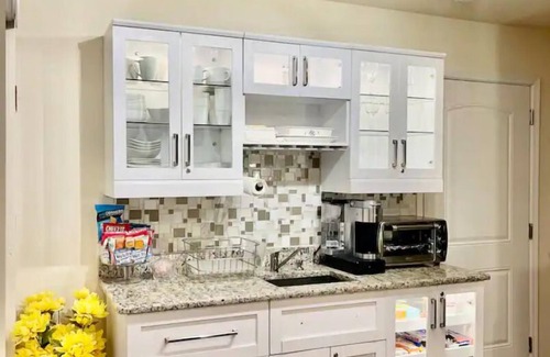 Newark Apartment | Luxury private apartment studio .