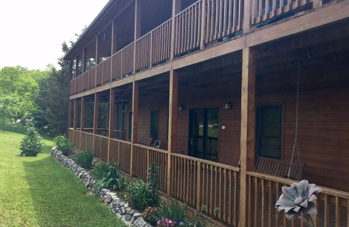Lost River Cabin | Luxury private home with panoramic views of Lost River Valley