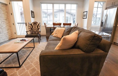 Vail Condo | Luxury & Private Hot Tub