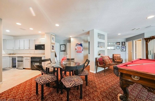 Sunrise Manor House | Luxury Private Resort-Style Home with Pickleball & Basketball Court & Lazy River