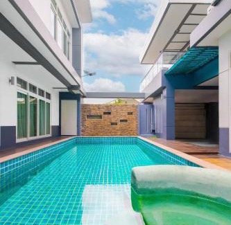 Phlabphla Villa | Luxury Pure Modern Pool Villa 5Bed Nr BTS&Central