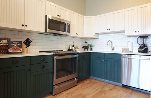 Duluth Apartment | Luxury Residential Suite Duluth Press 101