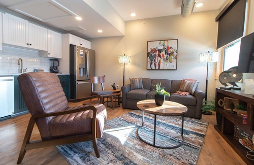 Duluth Apartment | Luxury Residential Suite Duluth Press 202