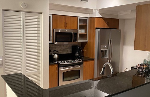 East Ocean Ave Condo | Luxury - Resort style condo on intracoastal marina, 5 min from the beach!