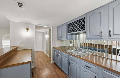Northeast Carrollton House | Luxury Retreat in Carrollton - Pool, Patio & More