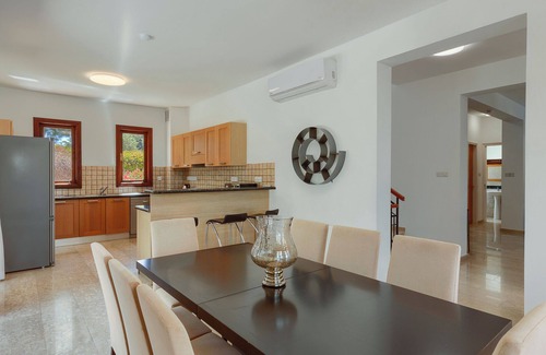 Aphrodite Hills Villa | Luxury Retreat with Stunning Ravine Views, Paphos Villa 1484