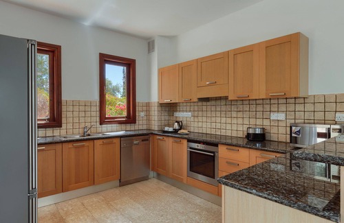 Aphrodite Hills Villa | Luxury Retreat with Stunning Ravine Views, Paphos Villa 1484