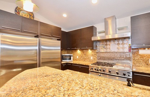 Port Saint Lucie House | Luxury Riverfront Home Pool Dock 20 Min To beach 15 Min to Mets Stadium Pets OK