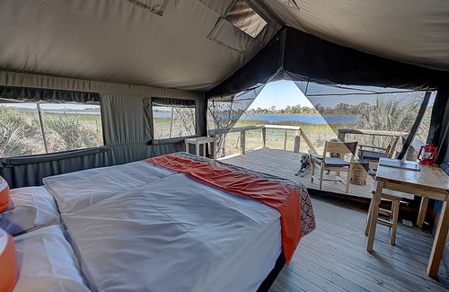 Maun Cabin | Luxury safari tent between Maun and Moremi