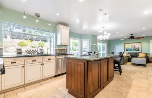 Carmel Valley House | Luxury San Diego House, Beach, Pool & Pet-Friendly