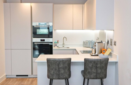 Constantine Bay Apartment | Luxury sea view apartment close to Constantine Bay.