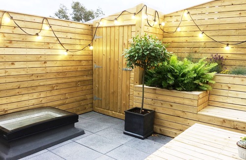 Killorglin Apartment | Luxury Self Catering Loft Apartment and Roof Garden in the heart of Killorglin