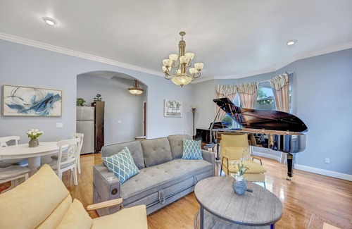 Lamanda Park House | Luxury Separated Guest UnitnSpecial rate for Aug 25-Sept 4
