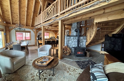 Snow Pine Estates Ski Chalet | Luxury Ski-in/ski-out Family Timberframe Chalet