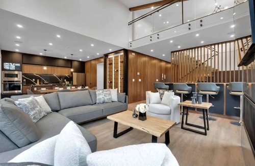 Hemlock Valley House | Luxury Ski Retreat in Hemlock