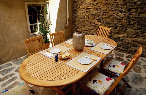 Mas-Cabardes House | Luxury spacious 3BR village house 16th C. with 2 livings, 1.5 baths and garden.