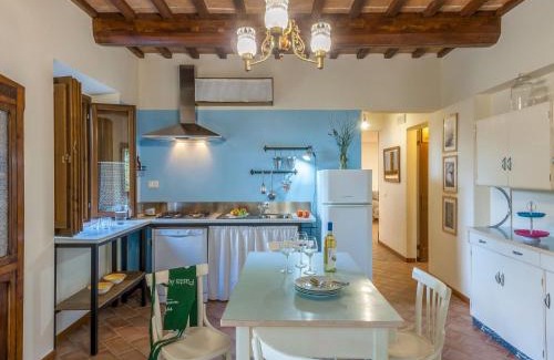 Monte San Martino Villa | Luxury Stay with Garden