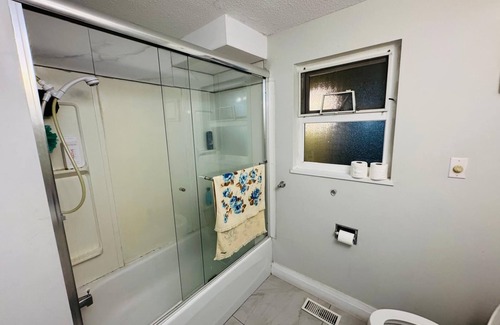 Surrey House | Luxury Stay With Modern Amenities at Surrey Central.