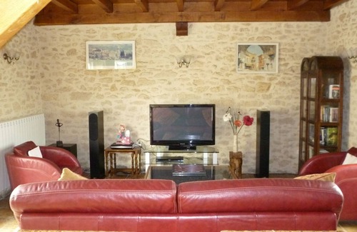 Saint-Vite Cottage | Luxury Stone Cottage & Large Heated Saltwater Swimming Pool in beautiful area