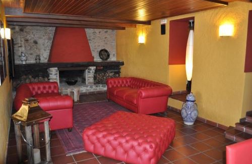 Sant Gregori House | luxury stone villa