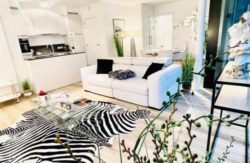 Koksijde-Bad Apartment | Luxury Suite Koksijde 210 - Adult only